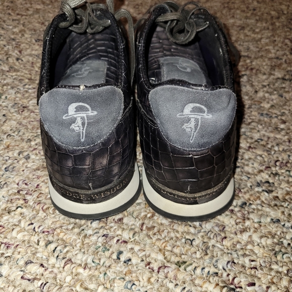 Robert Graham Sneakers - Picture 4 of 5